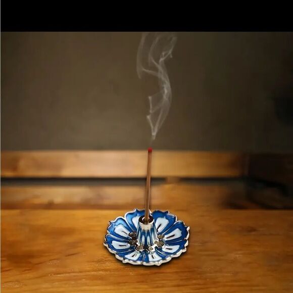 Incense Bundle of 3 Shimmering Holders Red, Blue & Green (VERY SMALL) - Picture 13 of 14